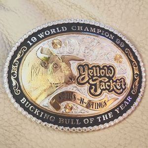 COPY - YELLOW JACKET BELT BUCKEL